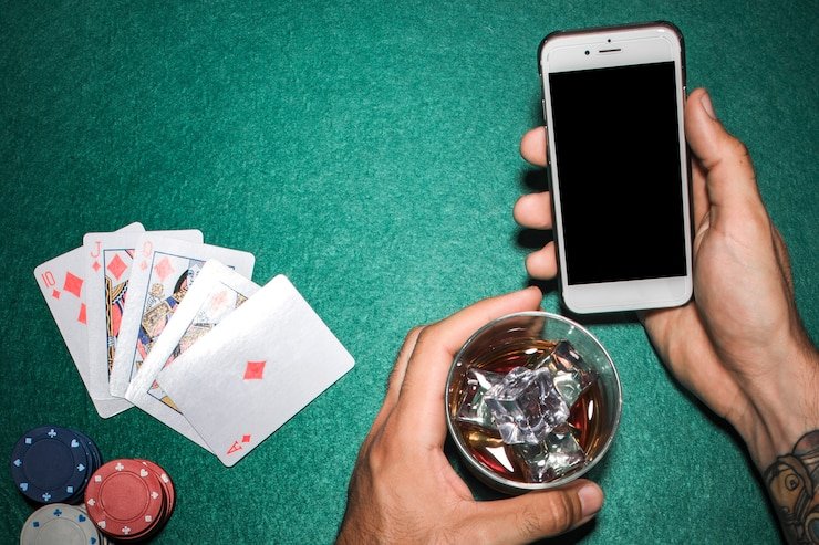Antarmuka aplikasi mobile dewacash menampilkan slot Aviator dan meja baccarat live
